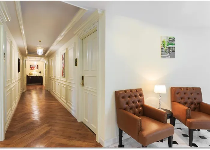 Hotel The La49